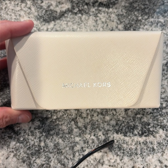 Michael Kors MK2059 Kate Sunglasses Brown Gradient Lenses Women’s Case Authentic - Picture 6 of 8